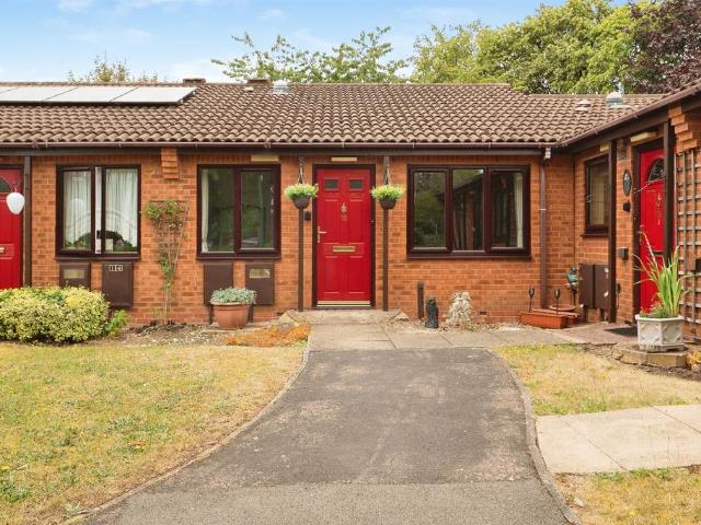 Bungalow for sale in Elmfield, Leicestershire