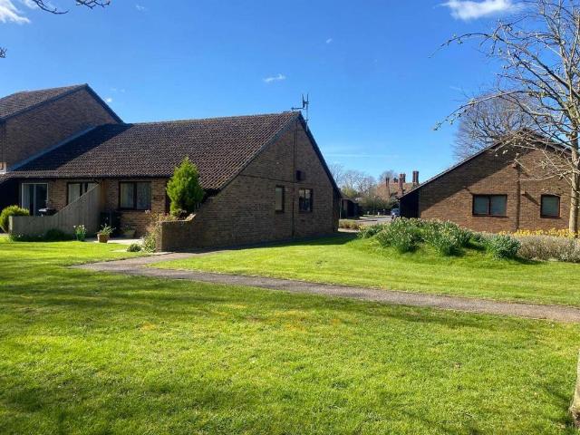 Bungalow for sale in Arrington, Cambridgeshire