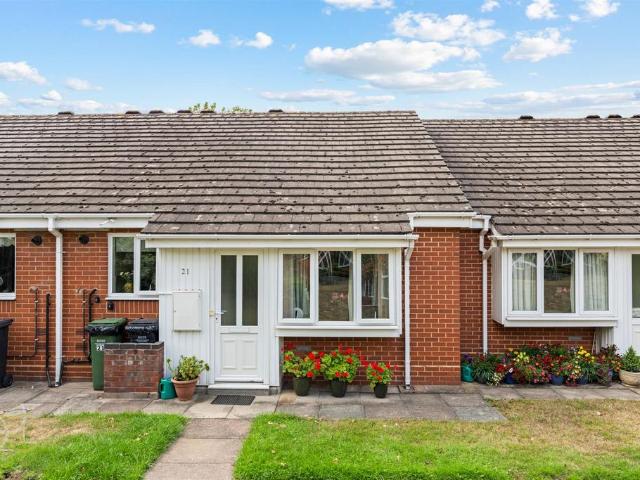 Bungalow for sale in Crookhill, Worcestershire