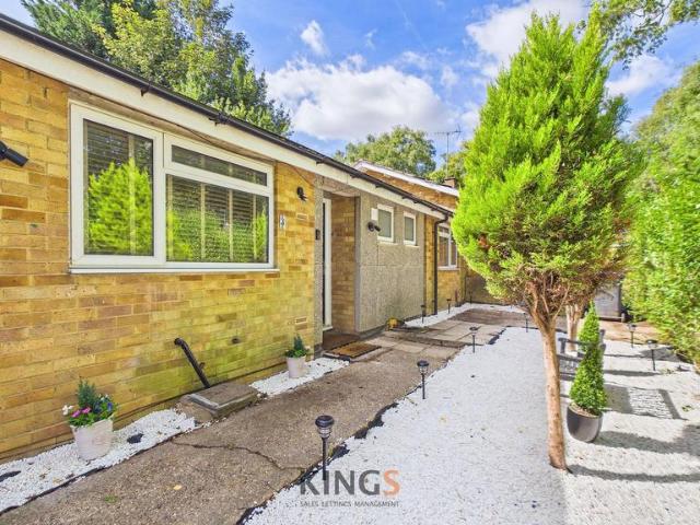 Bungalow for sale in Hatfield, Fretherne