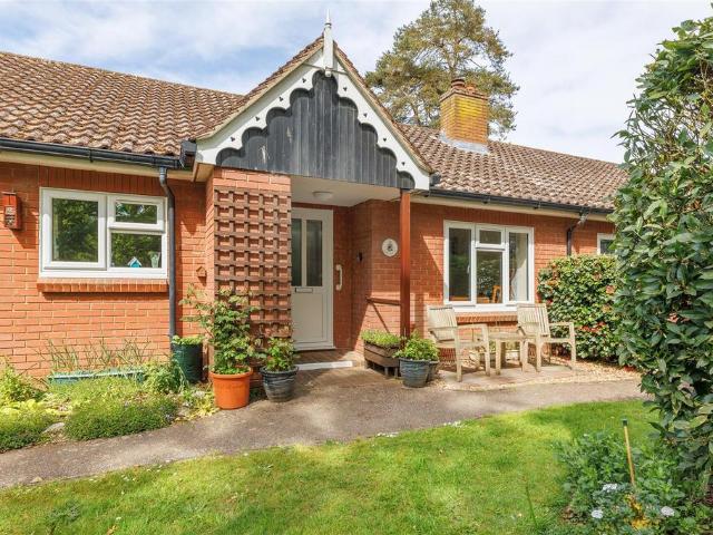 Bungalow for sale in Eastbridge, Suffolk