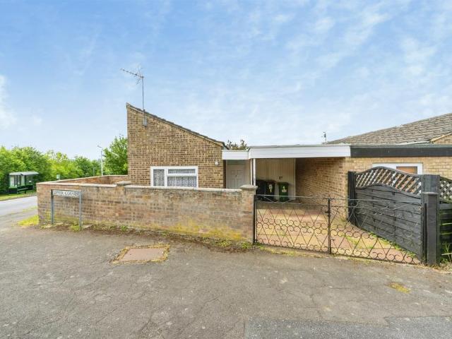 Bungalow for sale in Leighton-Linslade, Linslade