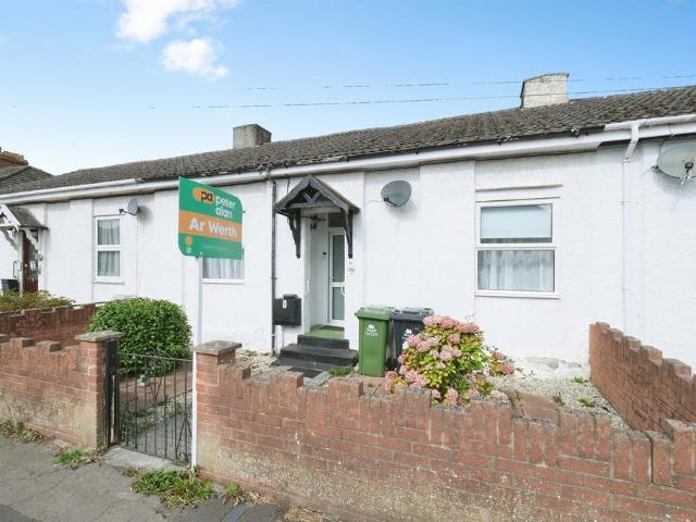 Bungalow for sale in Sedbury, Forest of Dean