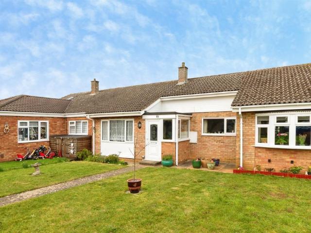 Bungalow for sale in Arrington, Cambridgeshire