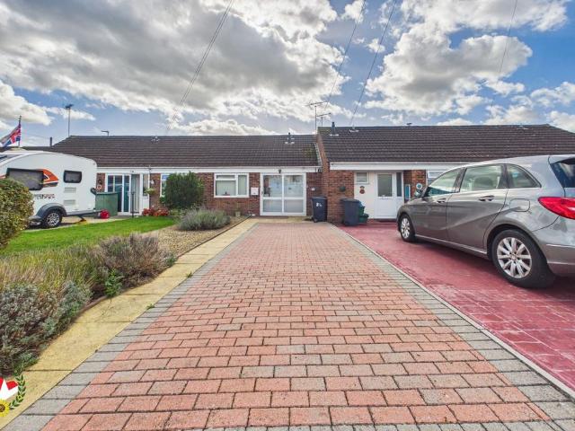 Bungalow for sale in Kingsway, Gloucester