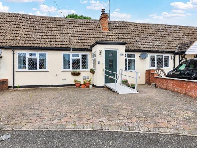 Bungalow for sale in Cranfield, Bedfordshire