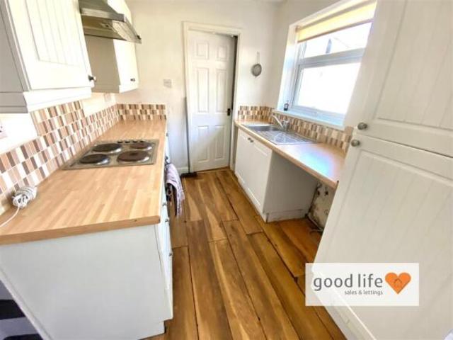 Bungalow for sale in Hendon, Greater London