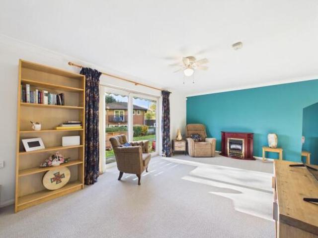 Bungalow for sale in Oakwood, Leeds