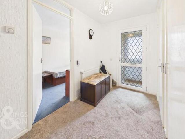 Bungalow for sale in Eaton Rise, East Bank