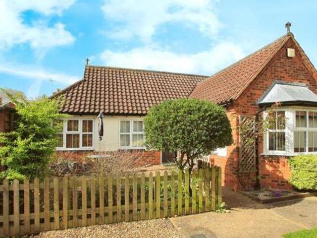 House for sale in Hampton Green, Cambridgeshire
