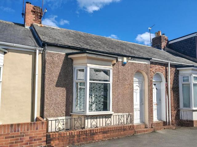 Bungalow for rent in Pallion, Tyne And Wear