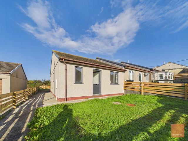 Bungalow for rent in Menagissey, Mount Hawke