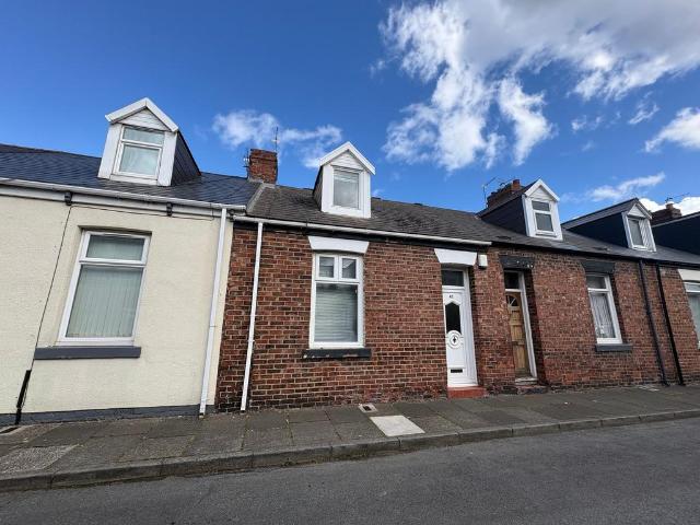 Bungalow for rent in Millfield, Sunderland