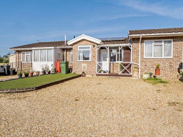 Bungalow for rent in Ryde, Isle Of Wight