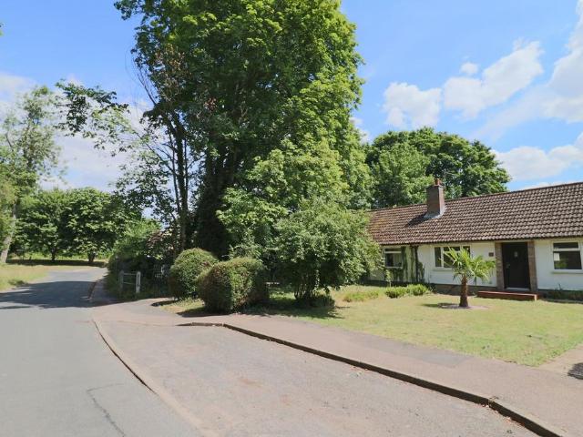 Bungalow for rent in Barway, Cambridgeshire