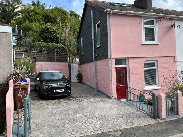 Cottage for sale in Strode, Devon