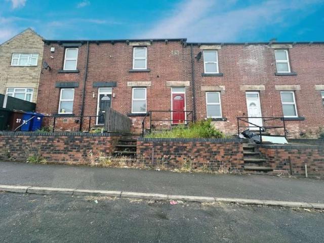Terraced House for sale in Barnsley, Worsbrough Common