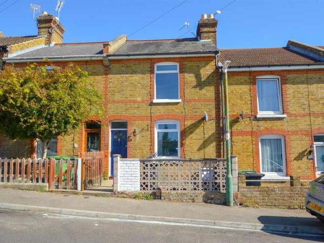 Cottage for sale in Midway, Kent