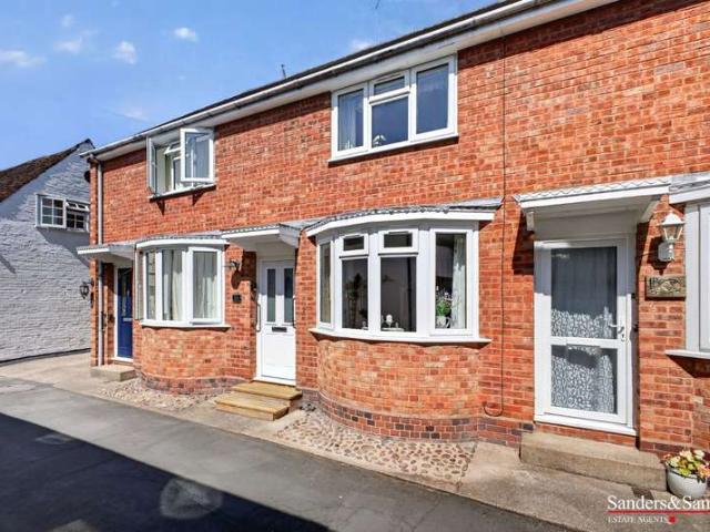 Cottage for sale in Oversley Green, Stratford-on-Avon