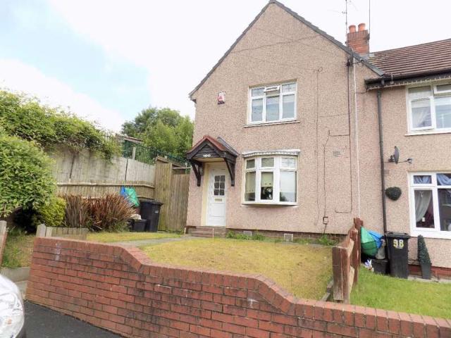 Cottage for sale in Woodsetton, Coseley