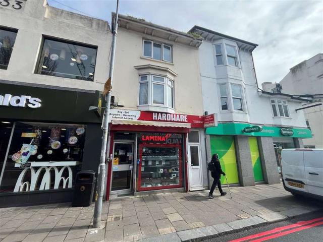 Cottage for sale in Round Hill, Brighton
