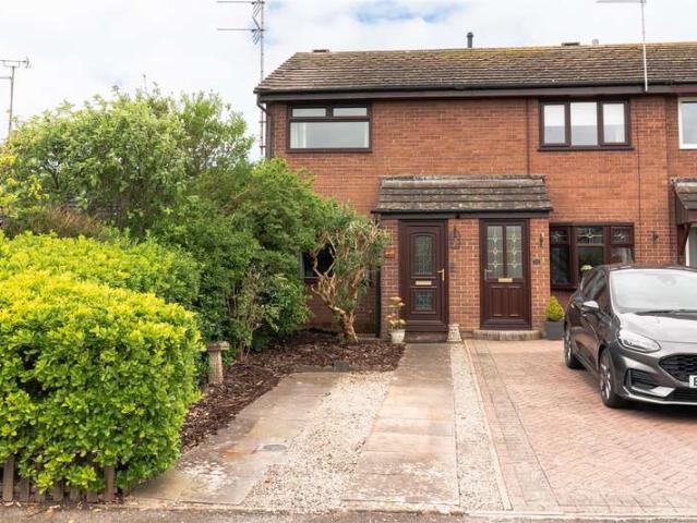Cottage for sale in North Scale