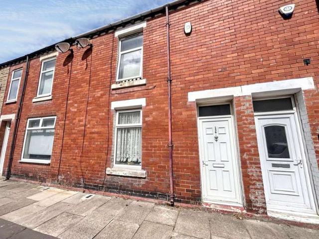 Cottage for sale in Blyth, Northumberland