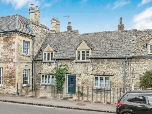 Cottage for sale in Black Bourton, Oxfordshire