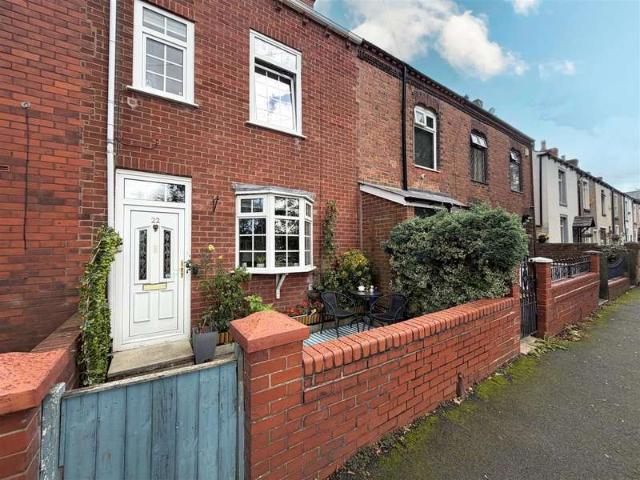 Cottage for sale in Wingates, Bolton