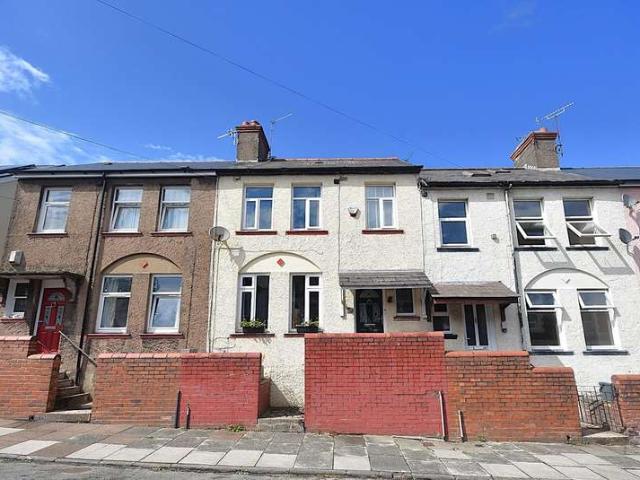Cottage for sale in Penarth, Wales