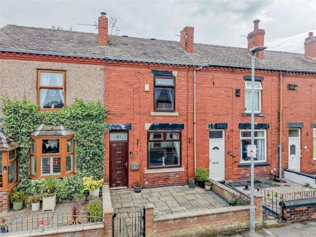 Cottage for sale in Wigan, Greater Manchester
