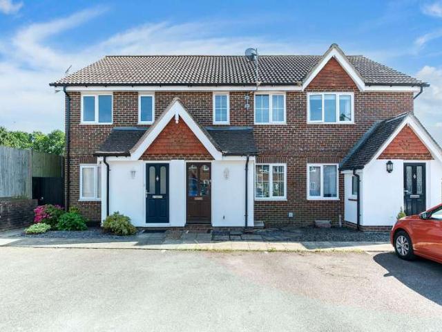 Cottage for sale in Hillview, Surrey