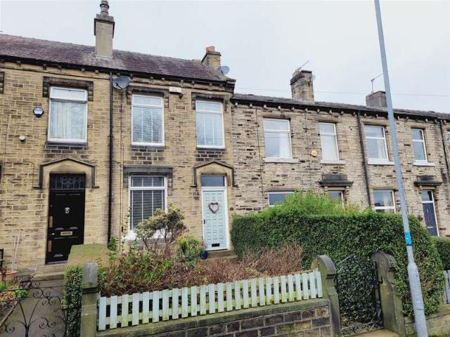 Cottage for sale in Huddersfield, West Yorkshire