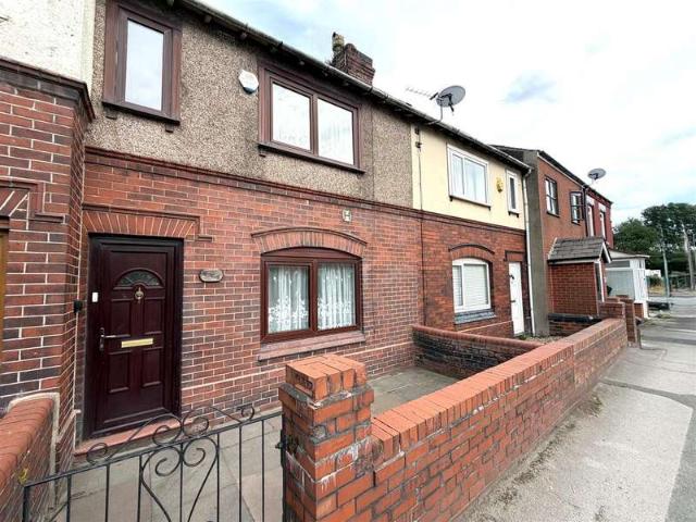 Cottage for sale in Wingates, Bolton