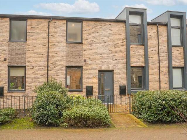 Cottage for sale in Gorse Hill, Trafford Park