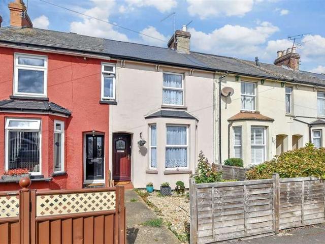 Cottage for sale in South Willesborough, Ashford