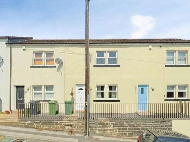 Cottage for sale in Pudsey, West Yorkshire