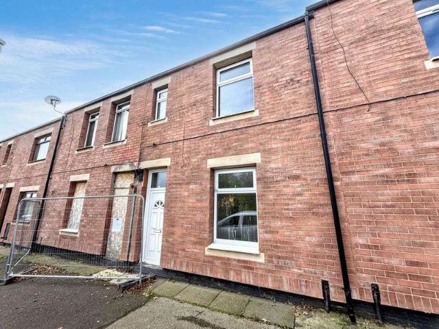 Cottage for sale in Chilton