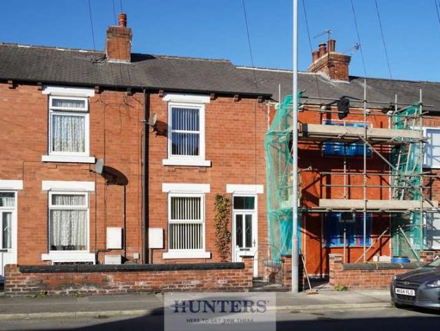 Cottage for sale in Round Hill, Wakefield