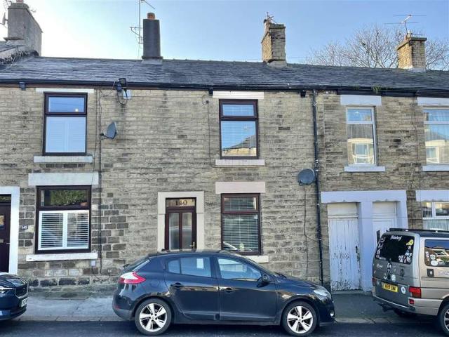 Cottage for sale in Whitfield, Charlesworth