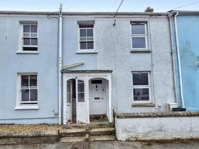 Cottage for sale in Falmouth, Cornwall
