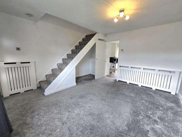 Cottage for rent in Burnedge, Greater Manchester