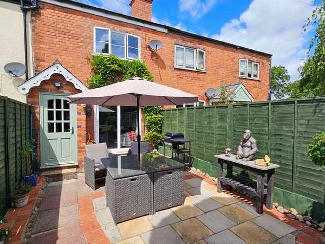 Cottage for sale in Churchill, Wyre Forest