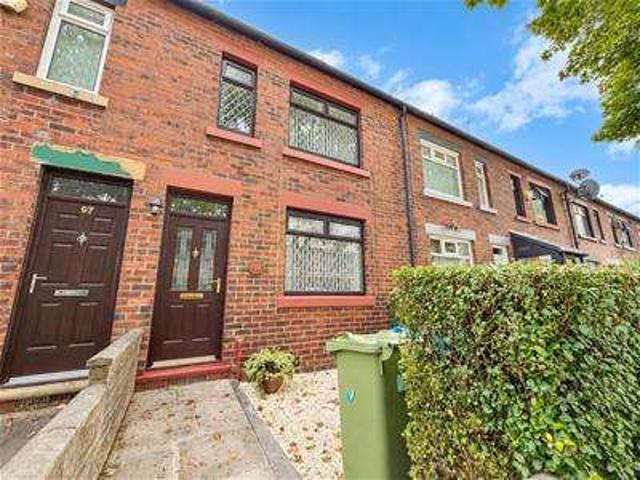 Cottage for sale in Springhead, Oldham