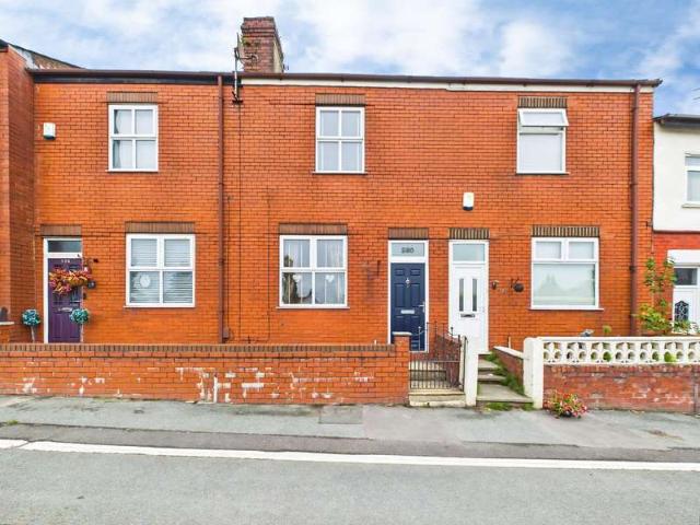 Cottage for sale in Goose Green, Wigan