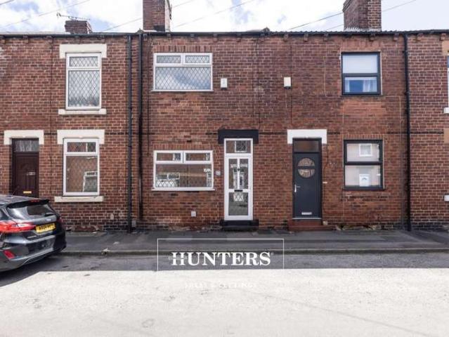 Cottage for sale in Glasshoughton, Castleford