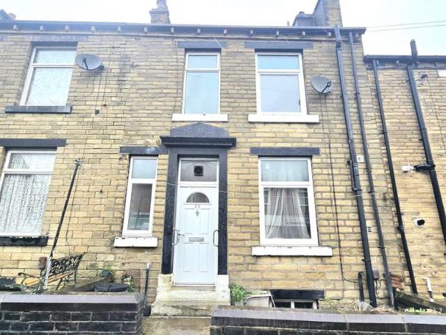 Cottage for rent in Elland, West Yorkshire