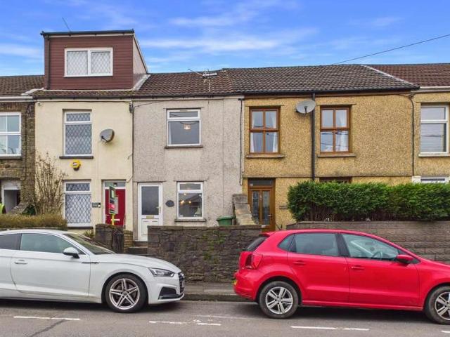 Cottage for sale in Llantwit Fardre, Upper Boat