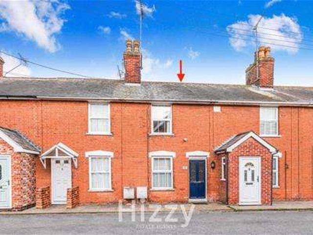 Cottage for sale in Chelmondiston, Suffolk