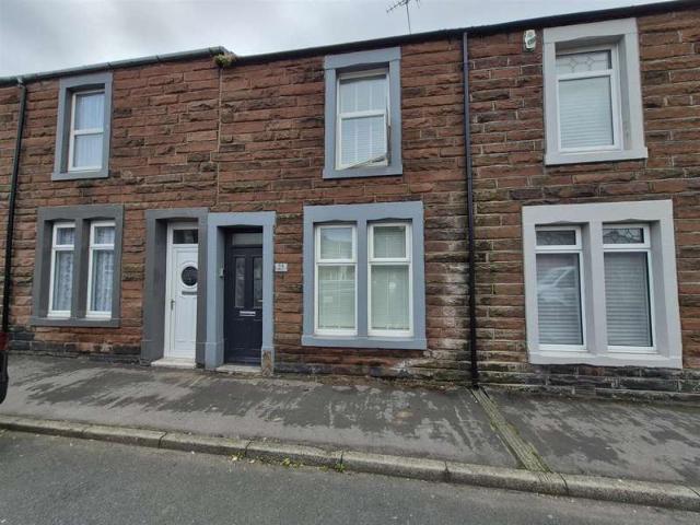 Cottage for rent in Moorclose, Workington